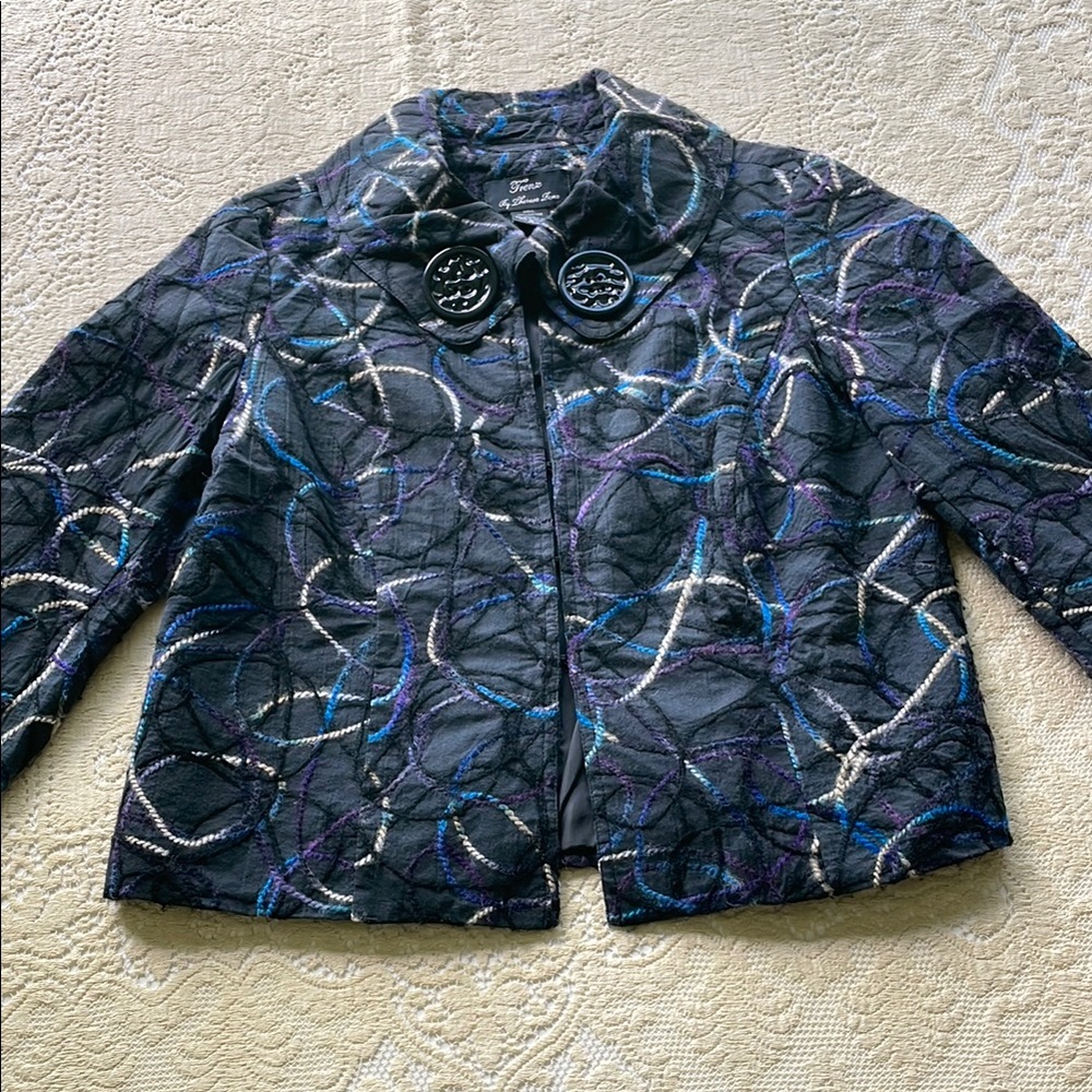 Sophisticated Black & Multicolored Blazer with Structured Silhouette